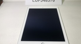 Good
													Apple iPad Air 2 - Wi-Fi, Silver, 64 GB, photo 4 of 10