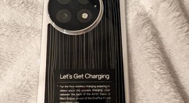 Mint
													OnePlus 13 - Unlocked, Arctic Dawn, 512 GB, 16 GB, photo 2 of 11