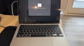 Mint
													MacBook Air 2022 - 13" - Apple M2, Starlight, 256 GB, 8 GB, photo 1 of 16