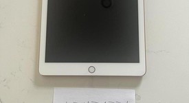 Good
													Apple iPad 6th Gen - Wi-Fi, Gold, 128 GB, A1893, photo 1 of 3