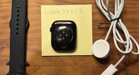 Good
													Apple Watch Series 8 45mm - Unlocked, Midnight, A2774 - Cellular, Aluminum, photo 3 of 3