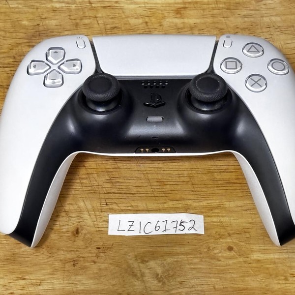 DualSense Wireless Controller - White