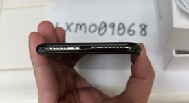 Mint
													Apple iPhone X - Verizon, Gray, 64 GB, A1865, photo 4 of 8