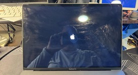 Good
													MacBook Pro 2019 - 16" - I7, Gray, 512 GB, 16 GB, photo 4 of 10