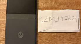 Mint
													Motorola Razr Plus (2024) - Unlocked, Navy Blue, 256 GB, 12 GB, photo 5 of 7