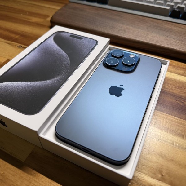 Apple iPhone 15 Pro - Unlocked, 512 GB, Blue, A2848