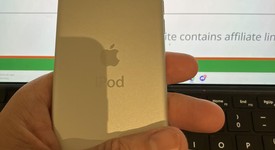 Mint
													Apple iPod Touch 6th Gen - Wi-Fi, Silver, 16 GB, photo 2 of 8