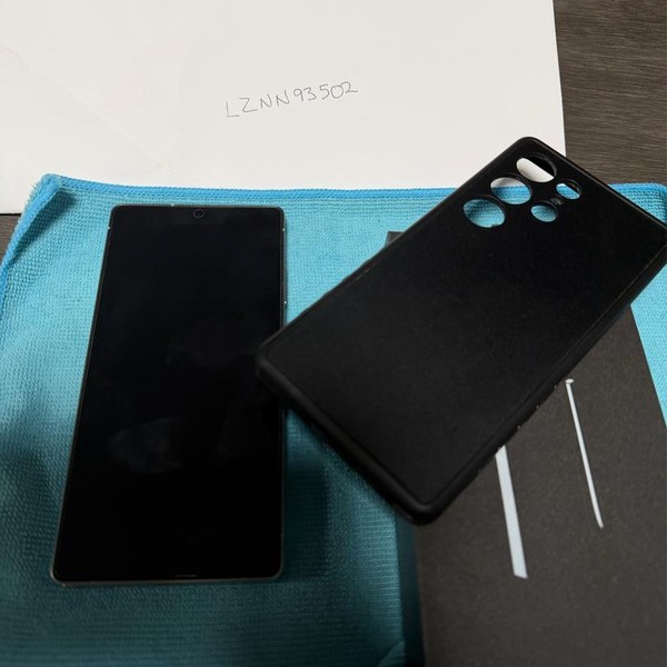 Samsung Galaxy S25 Ultra - Unlocked, 512 GB, Whitesilver, 12 GB, SM-S938U1