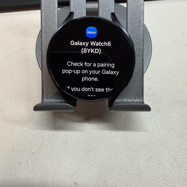 Samsung Galaxy Watch6 - Unlocked, Graphite, 44mm