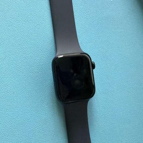 Apple Watch SE (2nd Gen) 44mm - Unlocked, Midnight, A2727 - Cellular, Aluminum