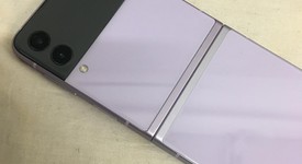 Good
													Samsung Galaxy Z Flip3 5G - Verizon, Lavender, 128 GB, 8 GB, SM-F711U, photo 1 of 6