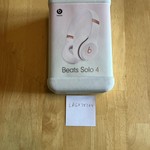 New Beats Solo 4 - Pink