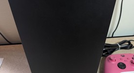 Mint
													Xbox Series X (2020) - Black, 1 TB, standard, photo 5 of 8