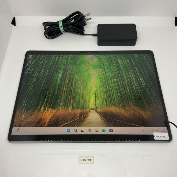 Microsoft Surface Pro 8 - I7, Platinum, 1 TB, 32 GB