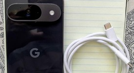 Good
													Google Pixel 9 - Unlocked, Obsidian, 128 GB, 12 GB, G2YBB, photo 3 of 9
