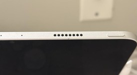 Good
													Apple iPad Pro 11" 4th Gen 2022 - Wi-Fi, Silver, 128 GB, photo 2 of 11