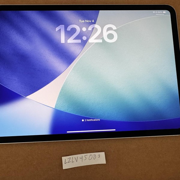 Apple iPad Pro 11 inch (M4) 2024 - Unlocked, 256 GB, Silver, 8 GB, A2837, Standard Glass