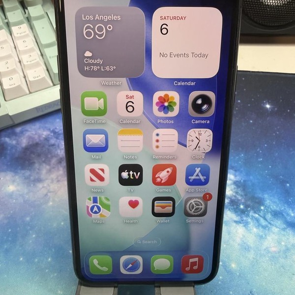 Apple iPhone 11 Pro - Unlocked, 64 GB, Gray, A2160