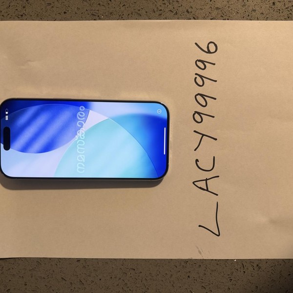 Apple iPhone 16 Pro - Unlocked, 128 GB, White, A3083