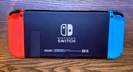 Good
													Nintendo Switch - Red & Blue, 32 GB, photo 5 of 6