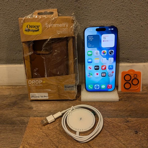 Apple iPhone 16 Pro - Unlocked, 512 GB, Natural, A3083