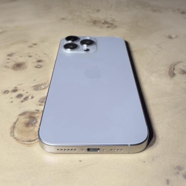 Apple iPhone 15 Pro Max - Unlocked, 256 GB, Natural, A2849