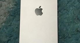 Good
													Apple iPhone SE 1st Gen 2016 - Unlocked, Grey, 16 GB, A1662, photo 6 of 6