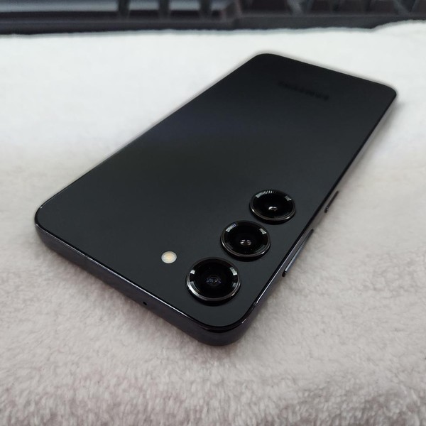 Samsung Galaxy S23 - Unlocked, 128 GB, Black, 8 GB, SM-S911U1