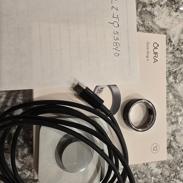Oura Ring Gen 4 - Black, Size 12