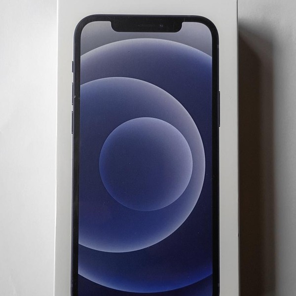 Apple iPhone 12 - Unlocked, 64 GB, Black, A2172
