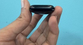 Good
													Apple Watch SE 3rd Gen 40mm - Unlocked, Midnight, A3326 - Cellular, photo 5 of 6