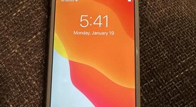 Mint
													Apple iPhone 6S - Unlocked, Gold, 64 GB, A1688, photo 5 of 5