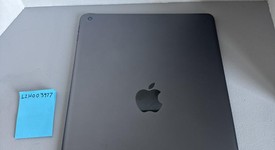 Good
													Apple iPad 8th Gen - Wi-Fi, Gray, 128 GB, A2270, photo 3 of 5