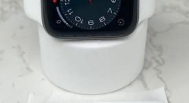 Fair
													Apple Watch Series 5 40mm - Gray, A2092 - GPS, Aluminum, photo 1 of 7