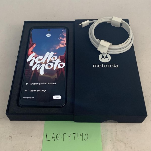 Motorola Razr Ultra (2025) - Unlocked, 512 GB, PANTONE Scarab, 16 GB