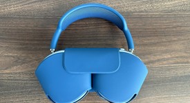 Used
													Apple AirPods Max - Sky Blue, photo 1 of 5