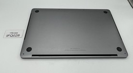 Good
													MacBook Pro 2018 (With Touch Bar) - 13" - I5, Gray, 512 GB, 8 GB, photo 4 of 6