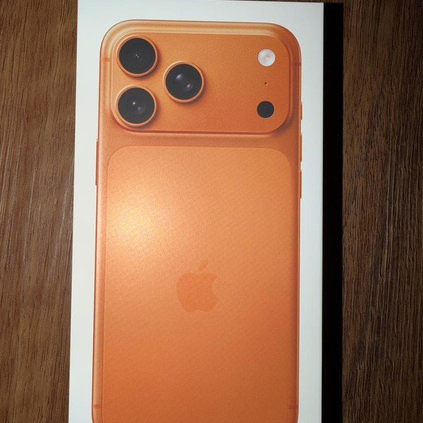 Apple iPhone 17 Pro Max - Unlocked, 256 GB, Cosmic Orange, A3257