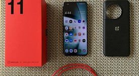 Mint
													OnePlus 11 - Unlocked, Black, 256 GB, 16 GB, CPH2451, photo 1 of 10