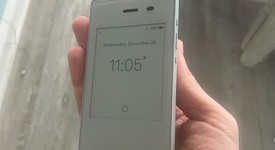 Mint
													Light Phone 2 - Unlocked, Gray, 8 GB, 1 GB, photo 4 of 7