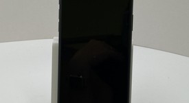 Mint
													Apple iPhone Xr - Unlocked, Black, 64 GB, A1984, photo 2 of 5