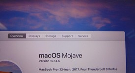 Good
													MacBook Pro 2017 (With Touch Bar) - 13" - Gray, 256 GB, 16 GB, photo 2 of 20