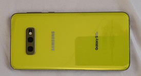 Good
													Samsung Galaxy S10e - Sprint, Yellow, 128 GB, 6 GB, SM-G970U, photo 3 of 9
