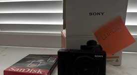 Mint
													Sony ZV-1F - Black, photo 2 of 14