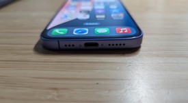 Good
													Apple iPhone 16 - AT&T, Ultramarine, 128 GB, A3081, photo 3 of 11