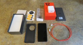 Good
													OnePlus 12 - Unlocked, Black, 256 GB, 12 GB, CPH2583, photo 3 of 8