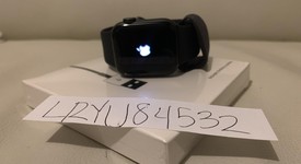 Mint
													Apple Watch Series 4 40mm - Gray, A1977 - GPS, Aluminum, photo 1 of 7