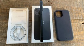 Mint
													Apple iPhone 13 Mini - Verizon, Midnight, 128 GB, A2481, photo 4 of 8