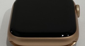 Mint
													Apple Watch Series 6 44mm - Gold, A2292 - GPS, Aluminum, photo 3 of 7