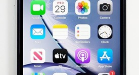 Fair
													Apple iPhone Xr - T-Mobile, White, 64 GB, A1984, photo 1 of 1